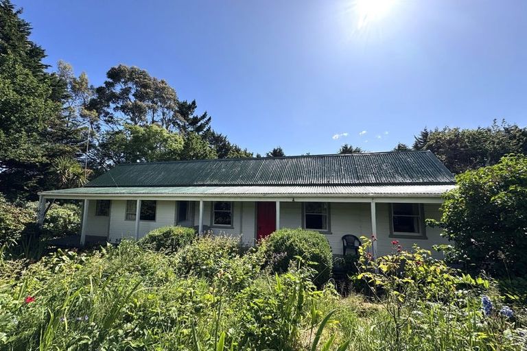 Photo of property in 10 Hinahina Road, Owaka, 9586