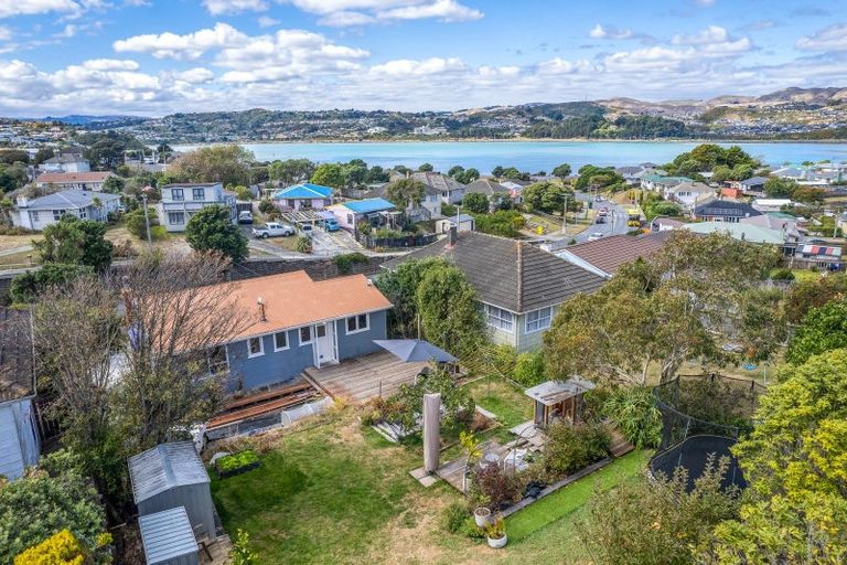 Photo of property in 118 Te Pene Avenue, Titahi Bay, Porirua, 5022
