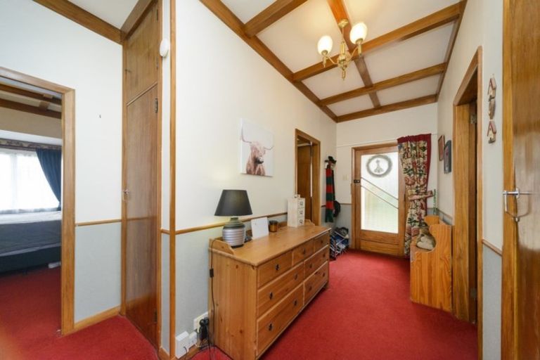 Photo of property in 12 Grey Street, Marton, 4710