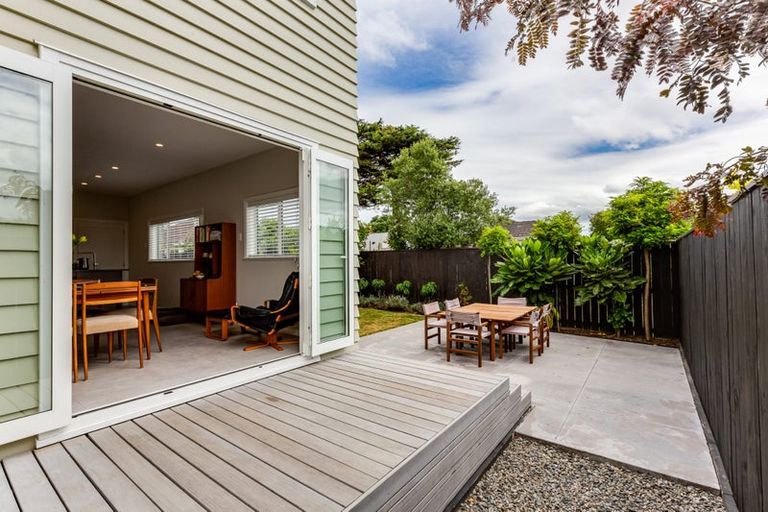 Photo of property in 341c Waiwhetu Road, Fairfield, Lower Hutt, 5011