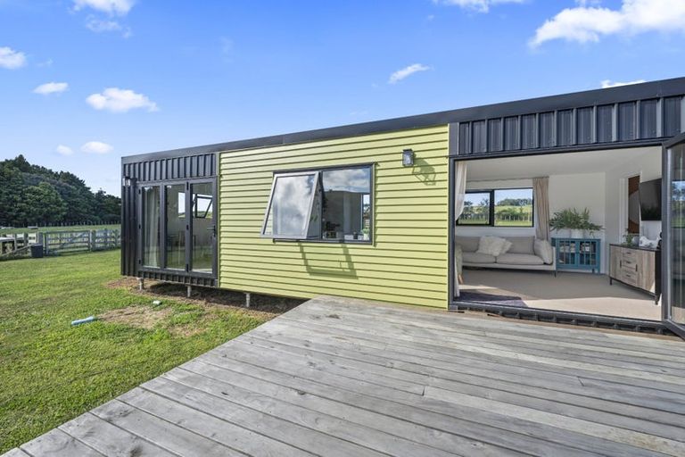 Photo of property in 690 Gorge Road, Maungaturoto, 0588