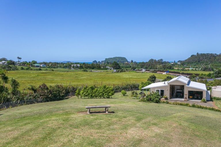 Photo of property in 6 Lois Lane, Hahei, Whitianga, 3591