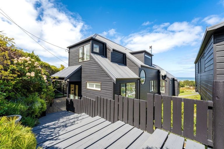 Photo of property in 35 Seaview Road, Brighton, Dunedin, 9035