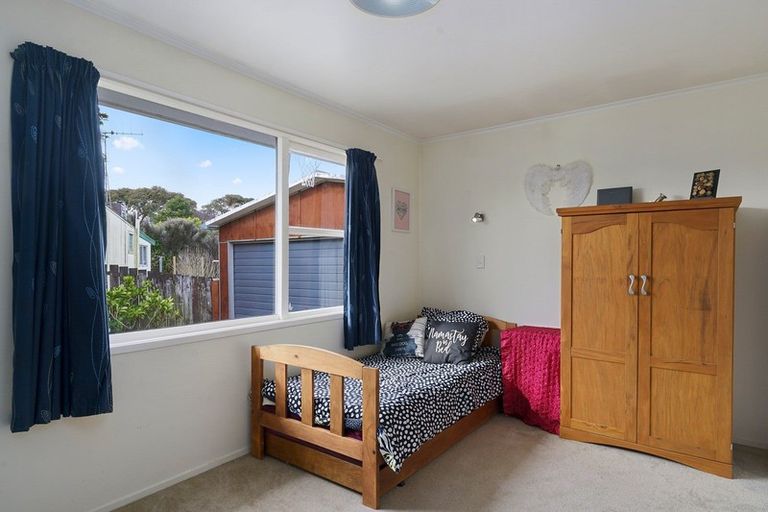 Photo of property in 14 Walton Road, Paraparaumu Beach, Paraparaumu, 5032