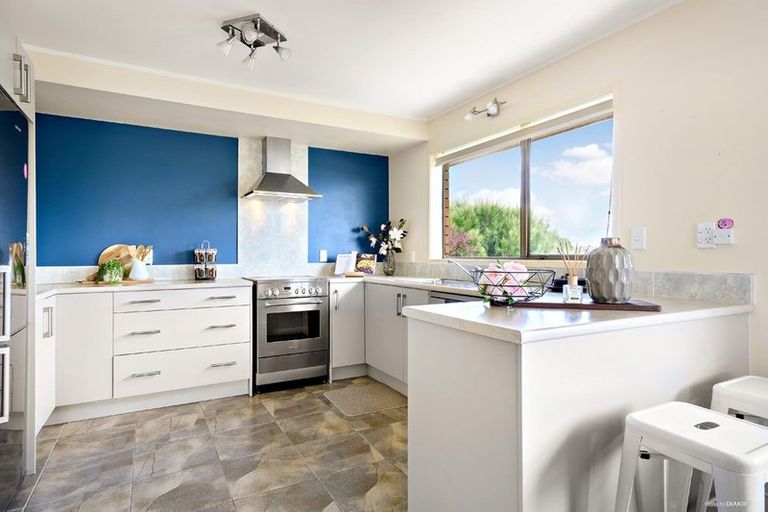 Photo of property in 1/36 Venus Place, Half Moon Bay, Auckland, 2012