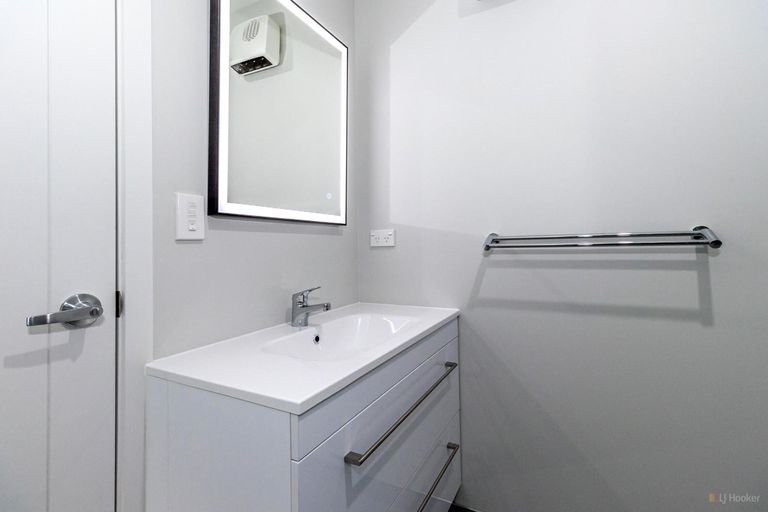 Photo of property in 8a Holmes Street, Waimate, 7924