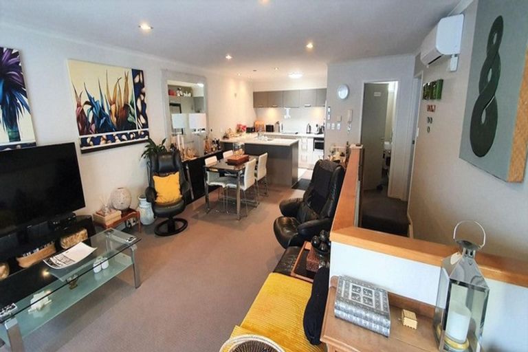 Photo of property in 24 Selwyn Road, Paihia, 0200