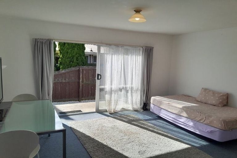 Photo of property in 1/67 Bayswater Crescent, Bromley, Christchurch, 8062