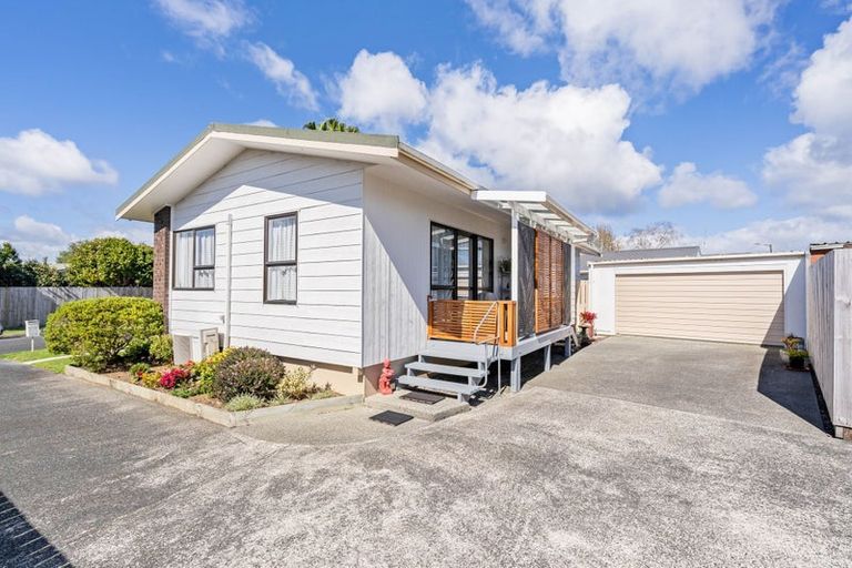 Photo of property in 6a Coleridge Place, Tikipunga, Whangarei, 0112
