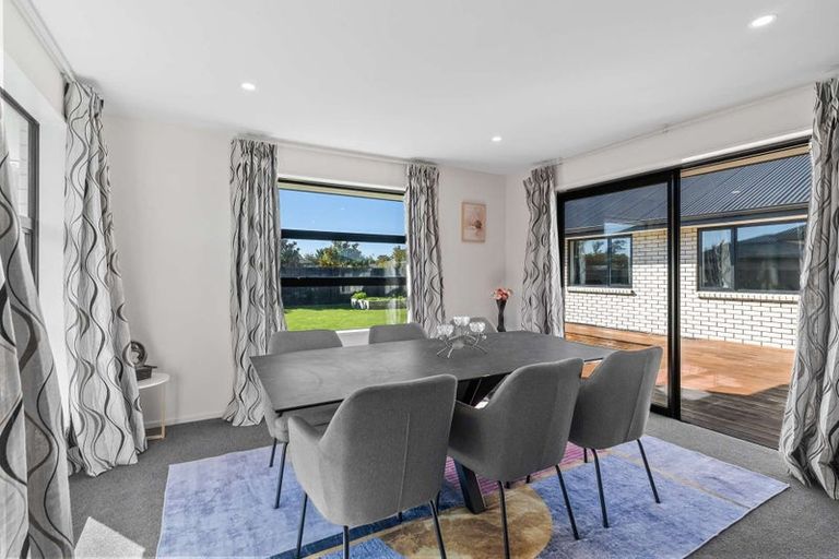 Photo of property in 14 Lewis Crescent, Rolleston, 7614