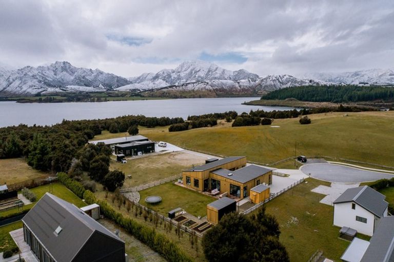 Photo of property in 9 Bull Ridge, Wanaka, 9305