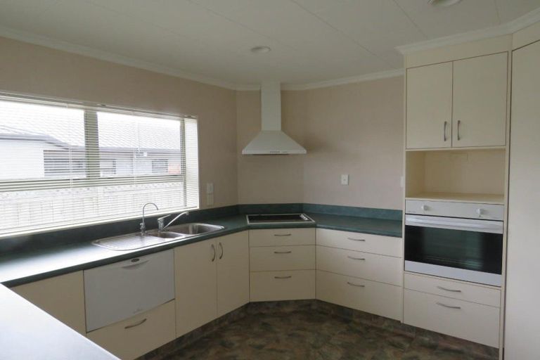 Photo of property in 155 Carrington Street, Lower Vogeltown, New Plymouth, 4310