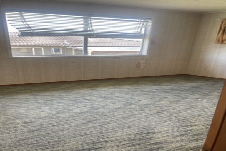 Photo of property in 36 Flaxdale Street, Birkdale, Auckland, 0626