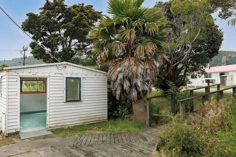 Photo of property in 27 Dole Street, Ngakawau, 7824