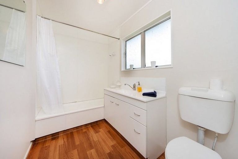 Photo of property in 1/8 Slim Place, Clendon Park, Auckland, 2103