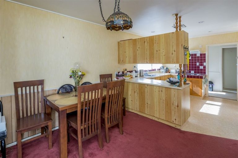 Photo of property in 99 Norfolk Crescent, Otaki Beach, Otaki, 5512