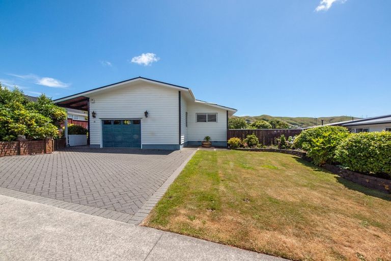 Photo of property in 31 Cranwell Street, Churton Park, Wellington, 6037