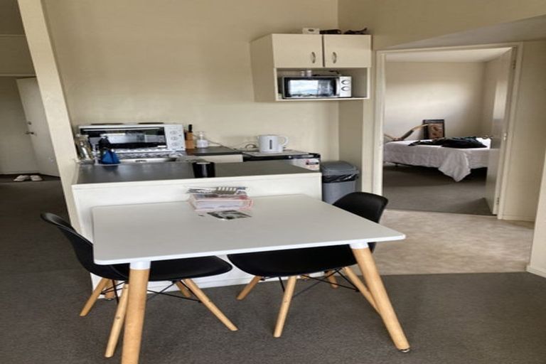 Photo of property in 7c Scotland Place, Hillcrest, Hamilton, 3216