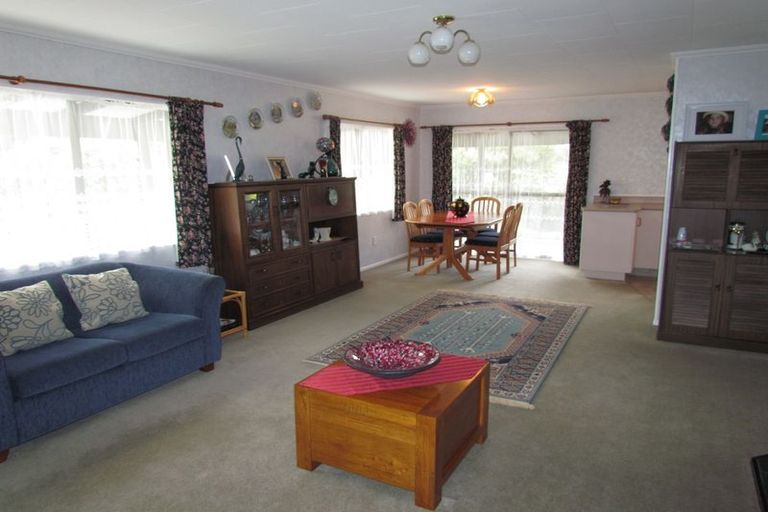 Photo of property in 97 Tararua Drive, Upper Plain, Masterton, 5888