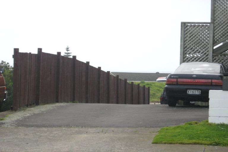 Photo of property in 38a Breakwater Road, Moturoa, New Plymouth, 4310