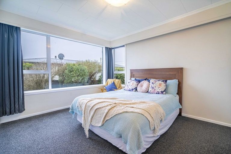Photo of property in 57 Severn Street, Clifton, Invercargill, 9812