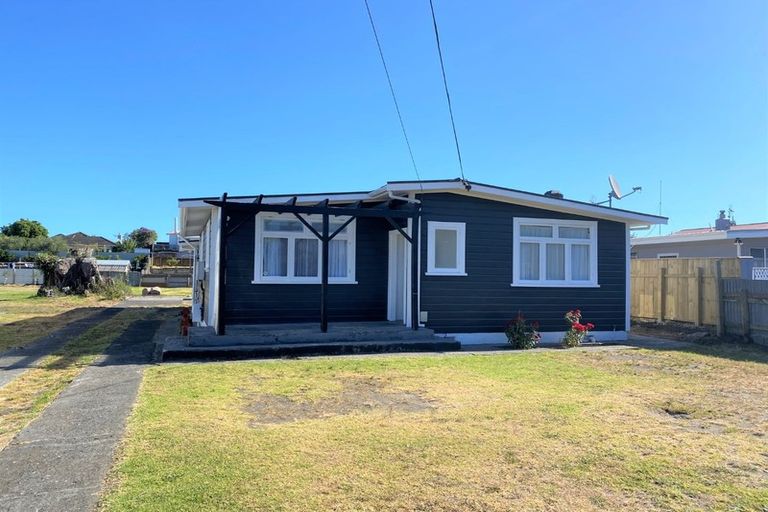 Photo of property in 11 Konini Street, Tawhero, Whanganui, 4501