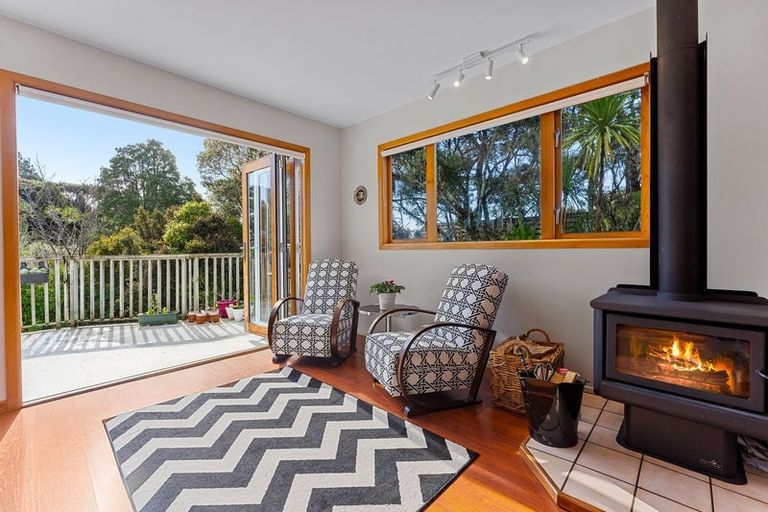 Photo of property in 14 Moore Street, Hillcrest, Auckland, 0627