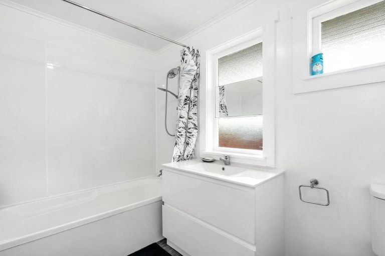 Photo of property in 23 Lisa Crescent, Mangakakahi, Rotorua, 3015