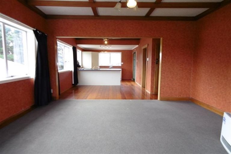 Photo of property in 15 Bonithon Avenue, Moturoa, New Plymouth, 4310
