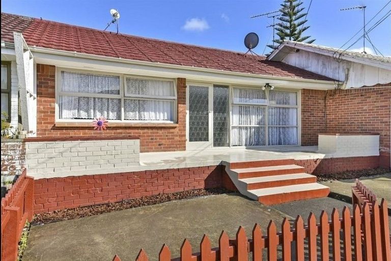 Photo of property in 2/7 Hill Road, Papatoetoe, Auckland, 2025