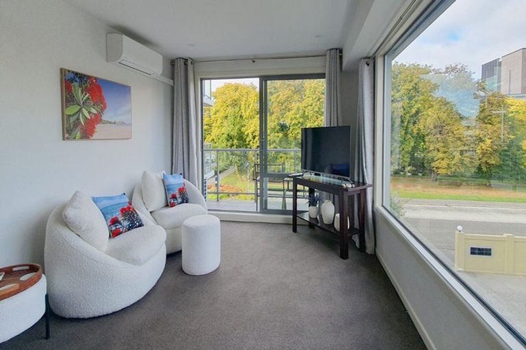Photo of property in 12/245 Montreal Street, Christchurch Central, Christchurch, 8013