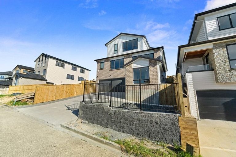 Photo of property in 14 Glann Lane, Flat Bush, 2019