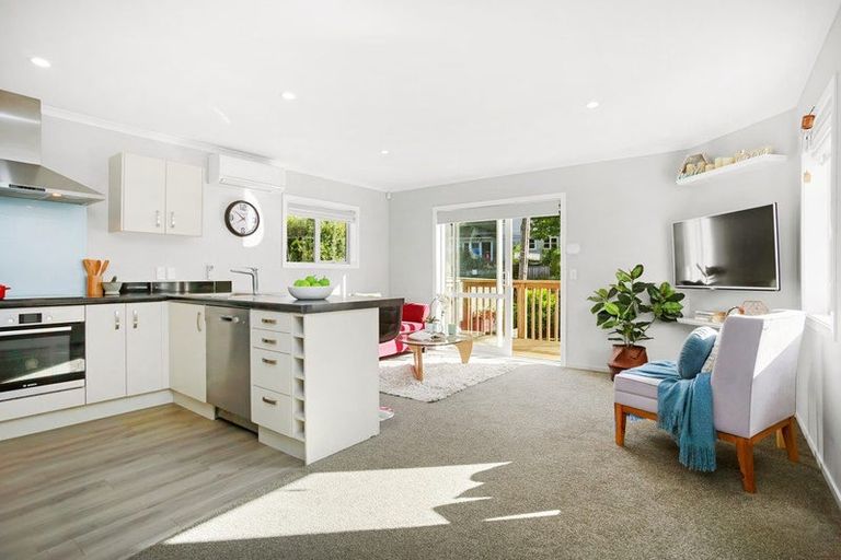 Photo of property in 19a Wilfred Street, Tawa, Wellington, 5028