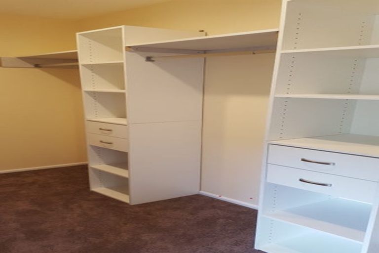 Photo of property in 37 Parkvale Road, Karori, Wellington, 6012