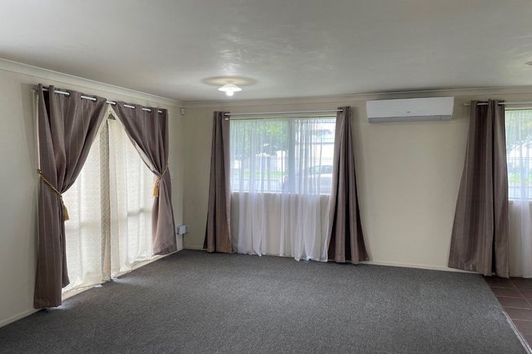 Photo of property in 41 Sturdee Road, Manurewa, Auckland, 2102