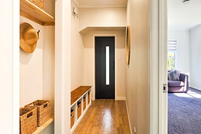 Photo of property in 192 Gladstone Road, Dalmore, Dunedin, 9010