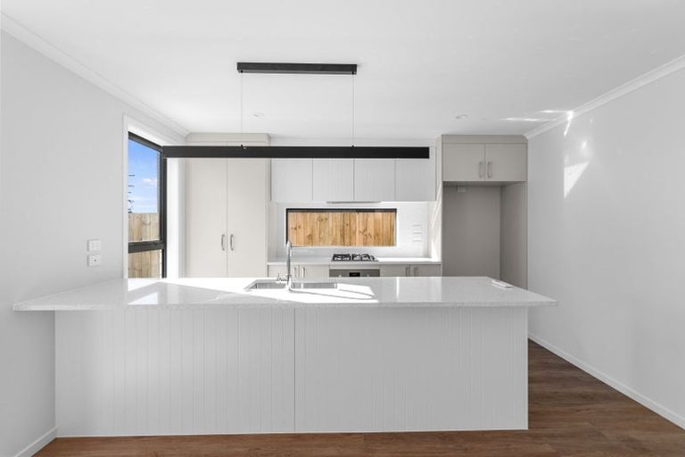 Photo of property in 62 Scenic Rise, Rototuna North, 3281