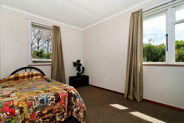 Photo of property in 1622 South Head Road, South Head, Helensville, 0874