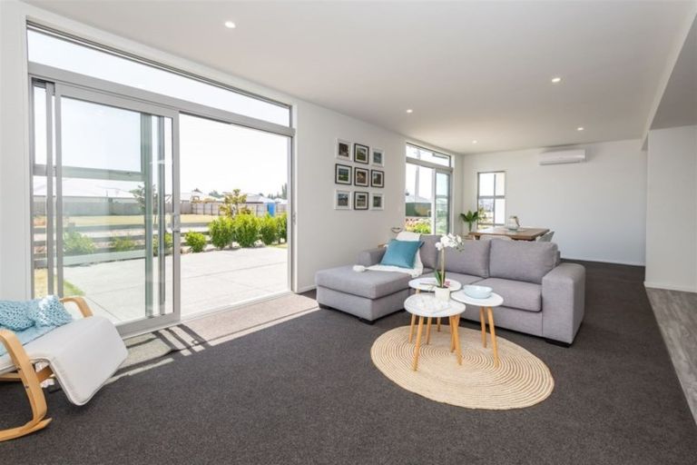 Photo of property in 1 Catchpole Place, Woodend, 7610