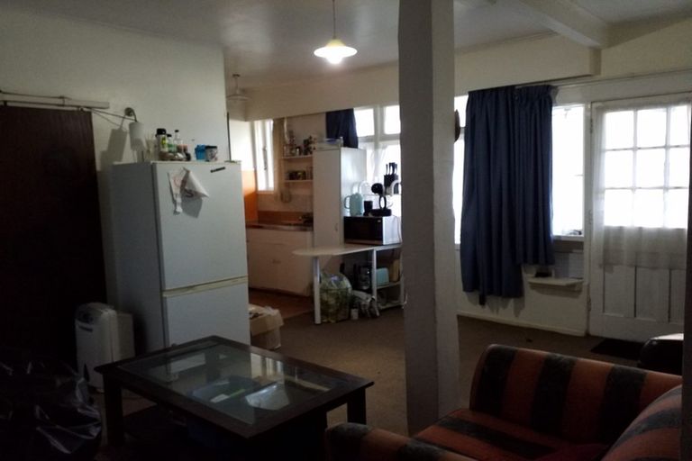 Photo of property in 185 The Terrace, Wellington Central, Wellington, 6011