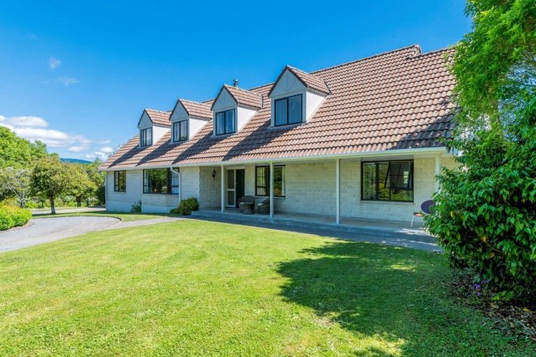 Photo of property in 49 Vista Road, Ohau, Levin, 5570