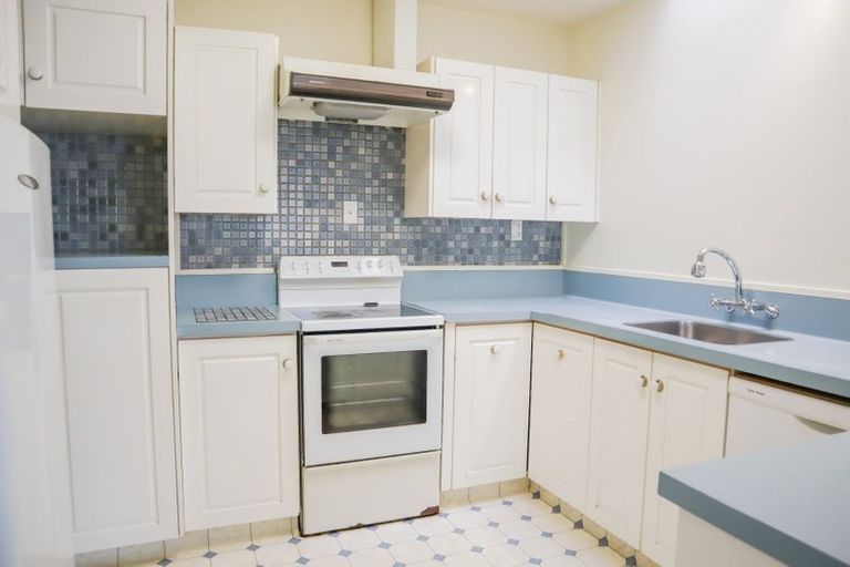 Photo of property in 229 Avonhead Road, Avonhead, Christchurch, 8042