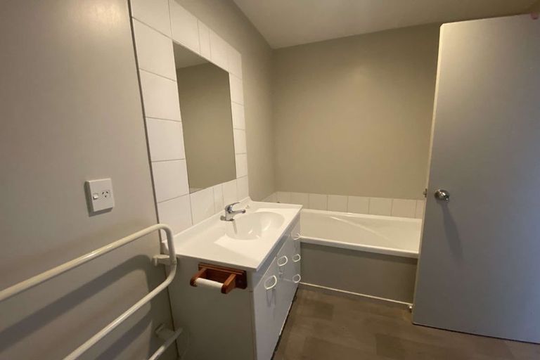 Photo of property in 4/433 Madras Street, St Albans, Christchurch, 8014