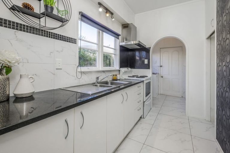 Photo of property in 6 Lipscombe Avenue, Papatoetoe, Auckland, 2025