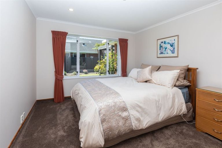 Photo of property in 23 Apsley Drive, Russley, Christchurch, 8042