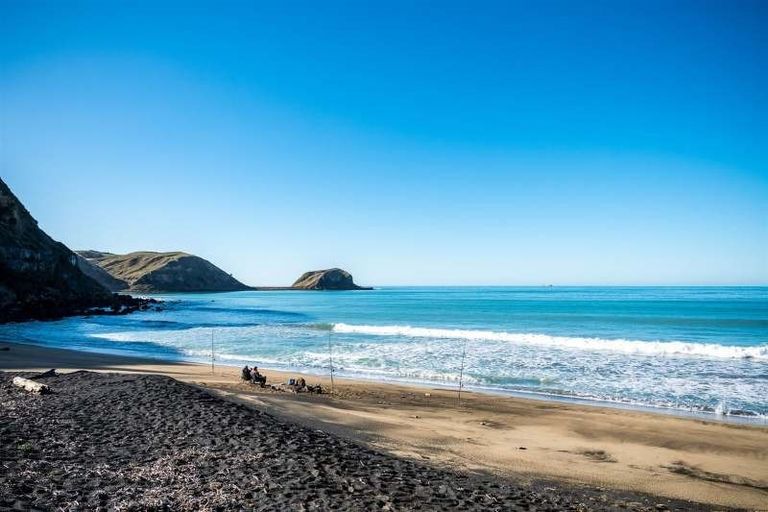 Photo of property in 9 Beach Road, Haumoana, 4102