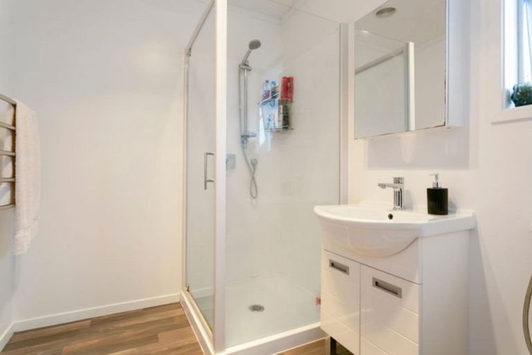 Photo of property in 76 Browning Street, Leamington, Cambridge, 3432