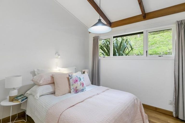 Photo of property in 89 Black Rock Road, Newlands, Wellington, 6037