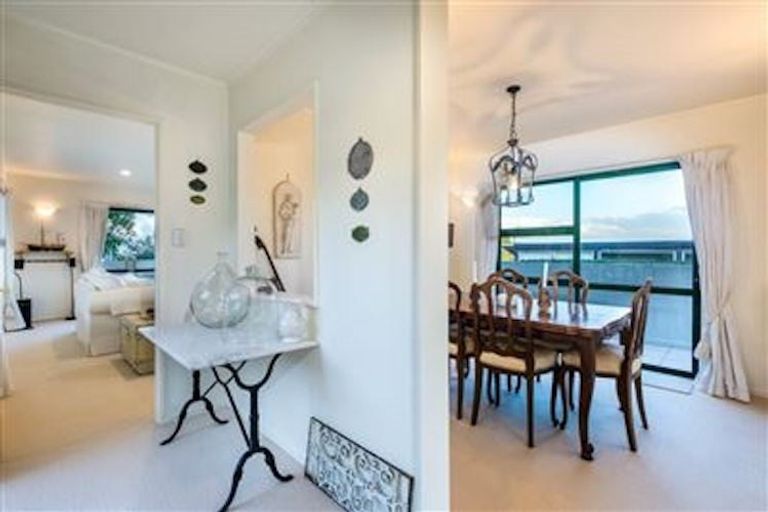 Photo of property in 1/2 Katui Street, Castor Bay, Auckland, 0620
