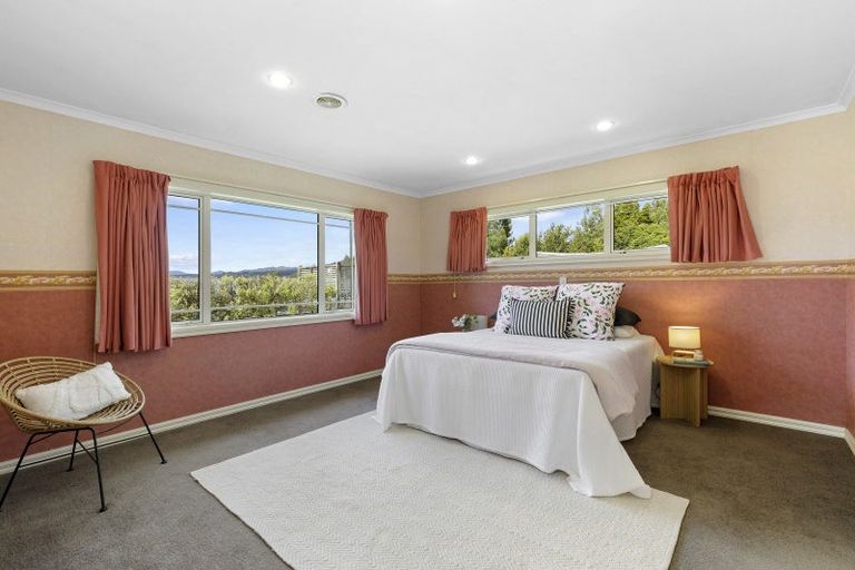 Photo of property in 85 Emerald Hill Drive, Birchville, Upper Hutt, 5018